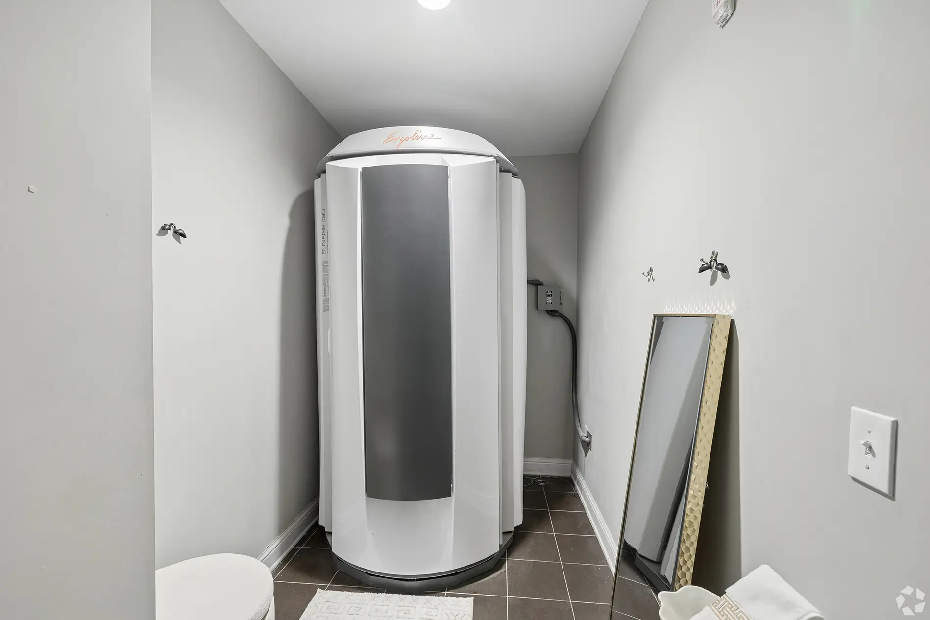 tanning spa